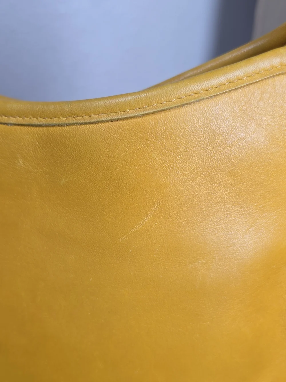 Vintage Coach 9047 Ergo Compartment Bag — Rare Yellow